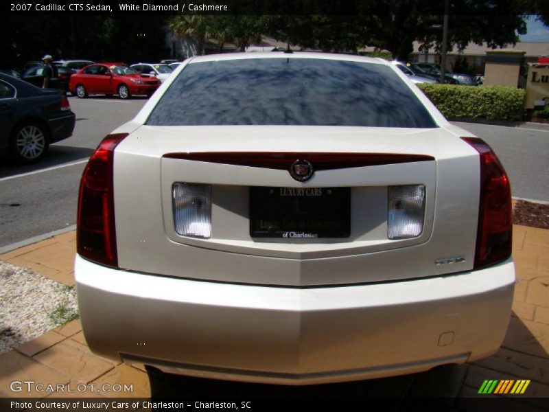 White Diamond / Cashmere 2007 Cadillac CTS Sedan