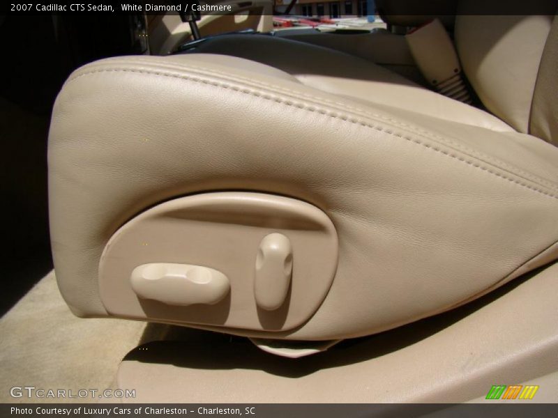White Diamond / Cashmere 2007 Cadillac CTS Sedan