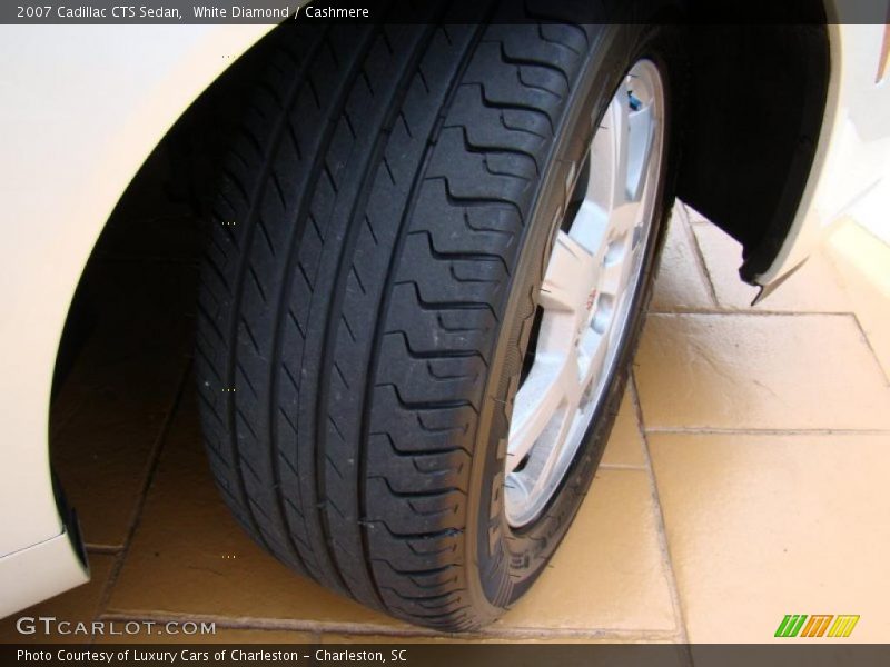 White Diamond / Cashmere 2007 Cadillac CTS Sedan