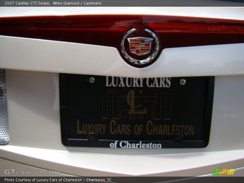 White Diamond / Cashmere 2007 Cadillac CTS Sedan