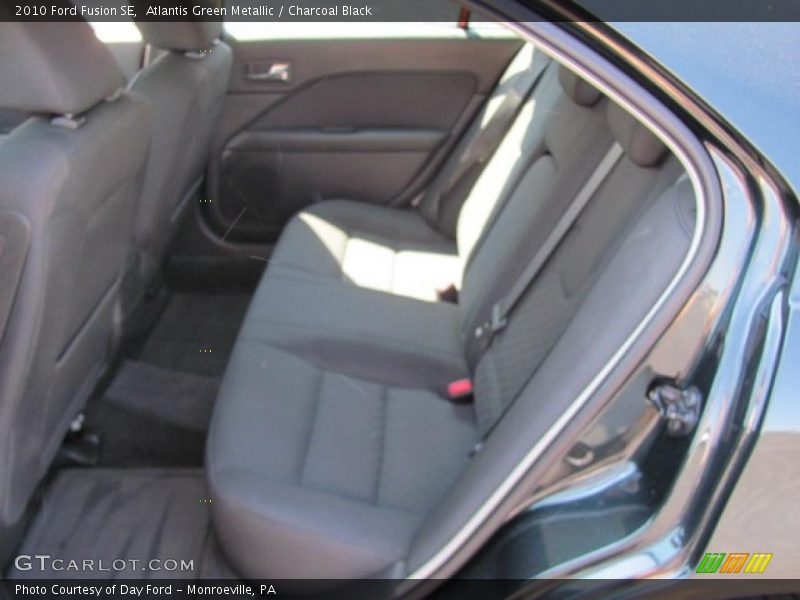 Atlantis Green Metallic / Charcoal Black 2010 Ford Fusion SE