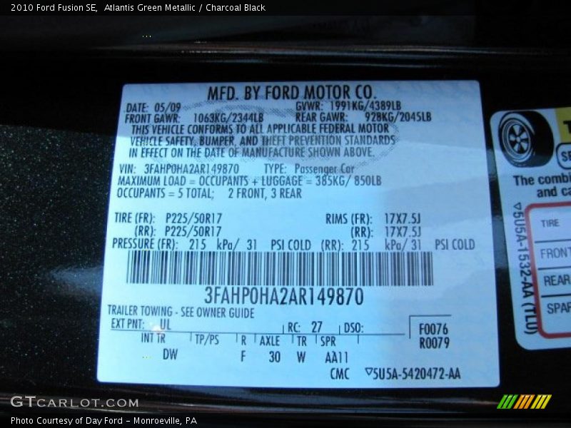 Atlantis Green Metallic / Charcoal Black 2010 Ford Fusion SE