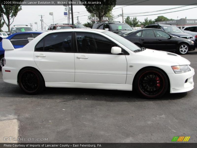 Wicked White / Black Alcantara 2006 Mitsubishi Lancer Evolution IX