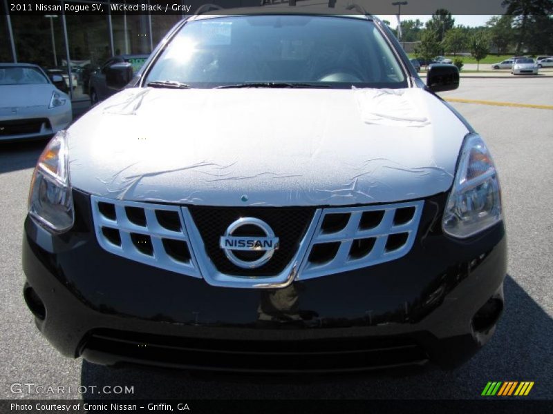 Wicked Black / Gray 2011 Nissan Rogue SV