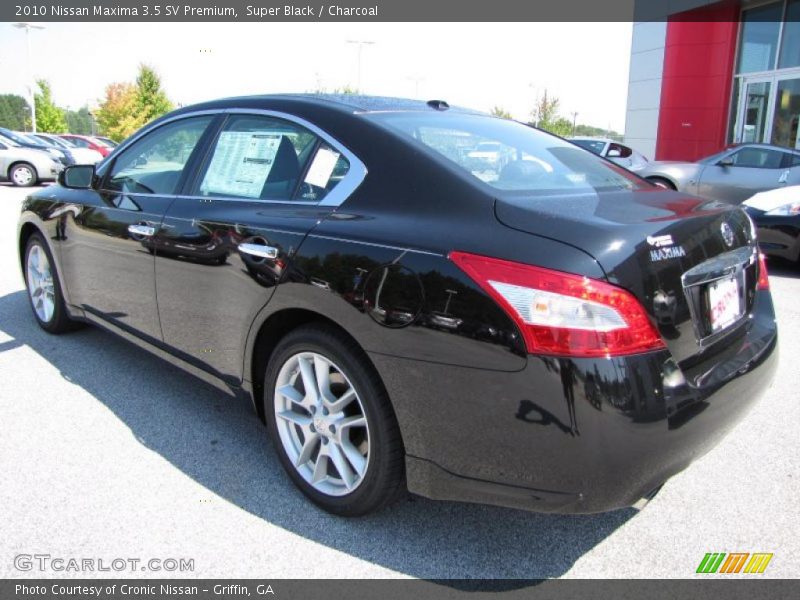 Super Black / Charcoal 2010 Nissan Maxima 3.5 SV Premium