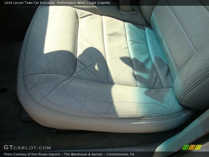 Performance White / Light Graphite 1999 Lincoln Town Car Executive