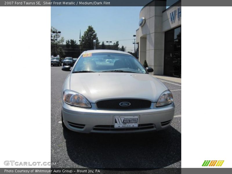 Silver Frost Metallic / Medium/Dark Flint 2007 Ford Taurus SE