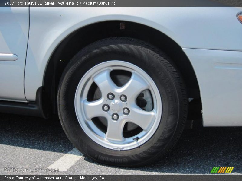 Silver Frost Metallic / Medium/Dark Flint 2007 Ford Taurus SE