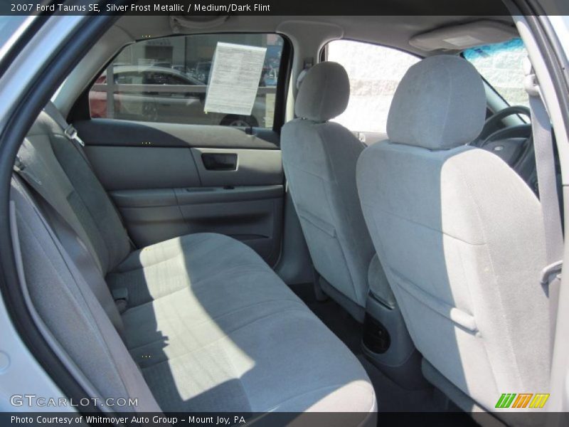 Silver Frost Metallic / Medium/Dark Flint 2007 Ford Taurus SE
