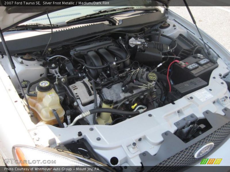Silver Frost Metallic / Medium/Dark Flint 2007 Ford Taurus SE
