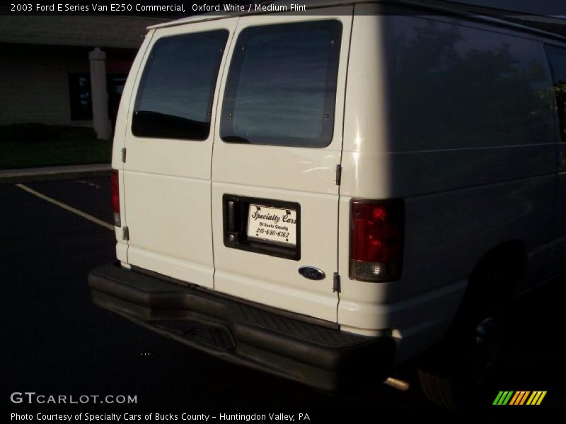 Oxford White / Medium Flint 2003 Ford E Series Van E250 Commercial