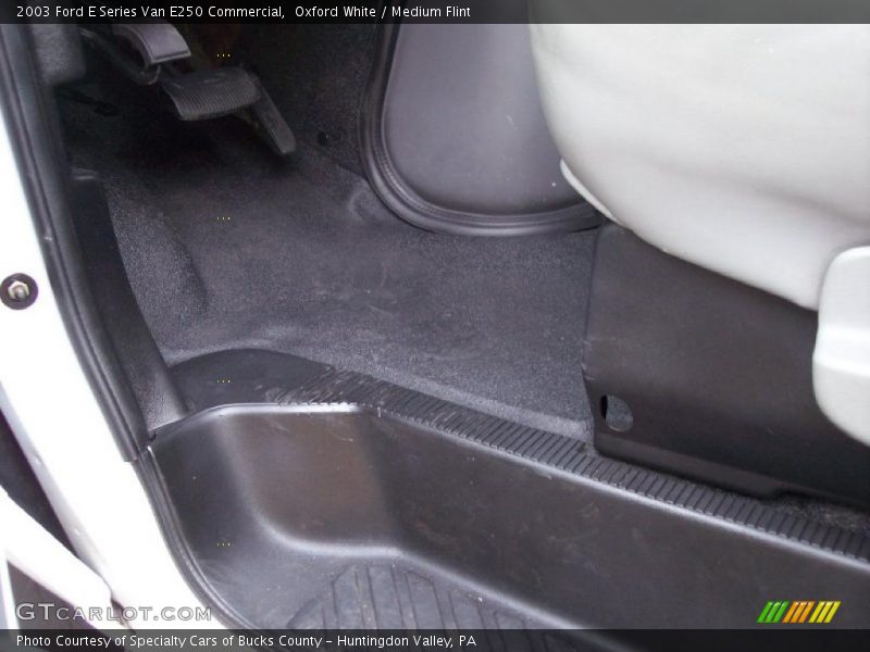 Oxford White / Medium Flint 2003 Ford E Series Van E250 Commercial
