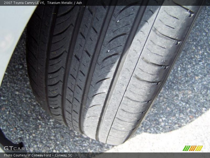 Titanium Metallic / Ash 2007 Toyota Camry LE V6