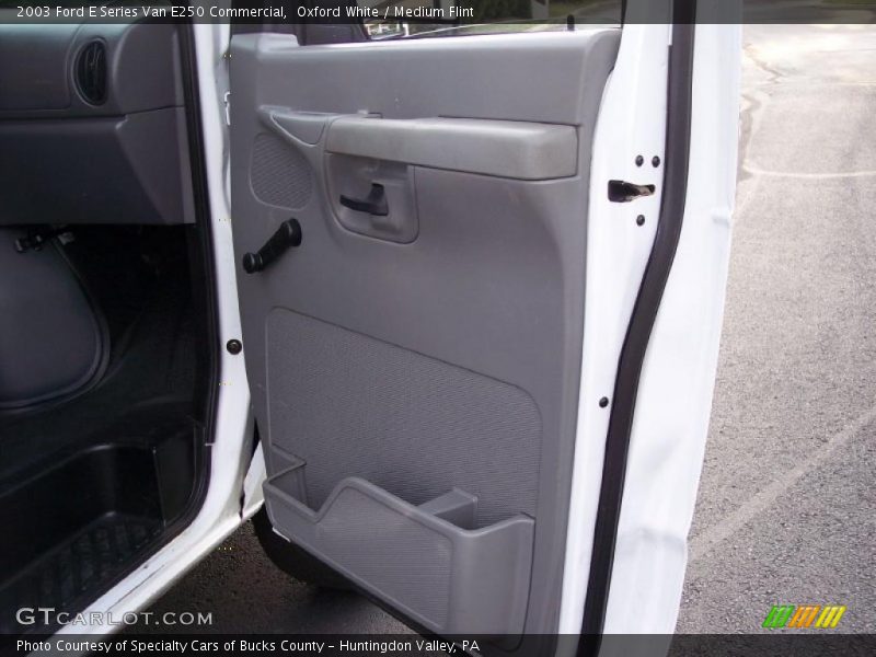 Oxford White / Medium Flint 2003 Ford E Series Van E250 Commercial