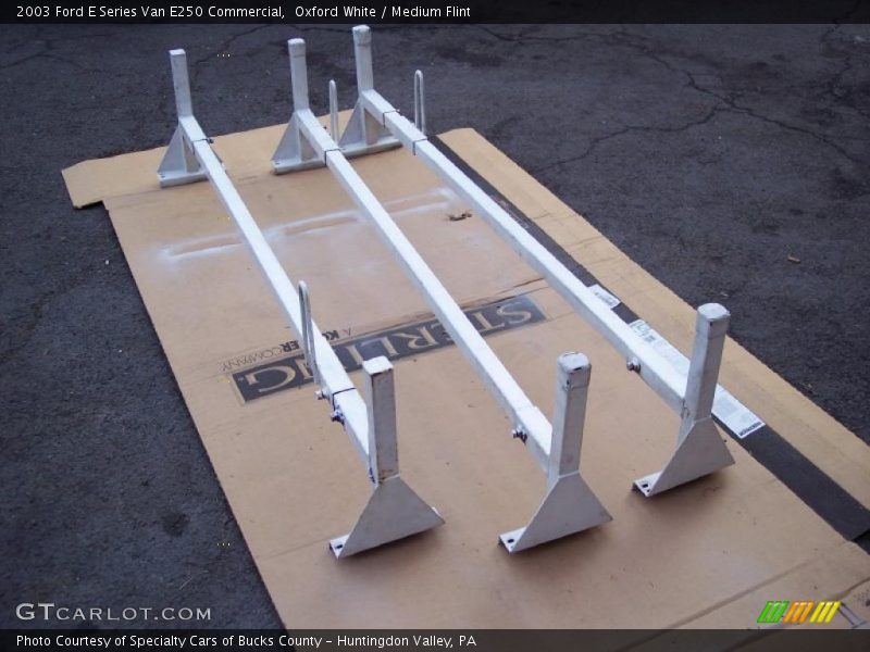 Oxford White / Medium Flint 2003 Ford E Series Van E250 Commercial