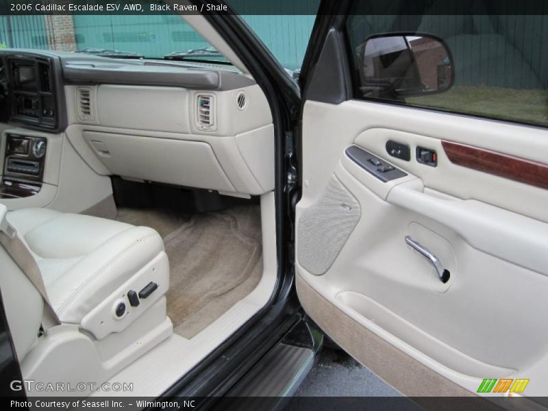 Black Raven / Shale 2006 Cadillac Escalade ESV AWD