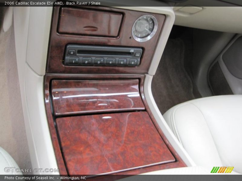 Black Raven / Shale 2006 Cadillac Escalade ESV AWD