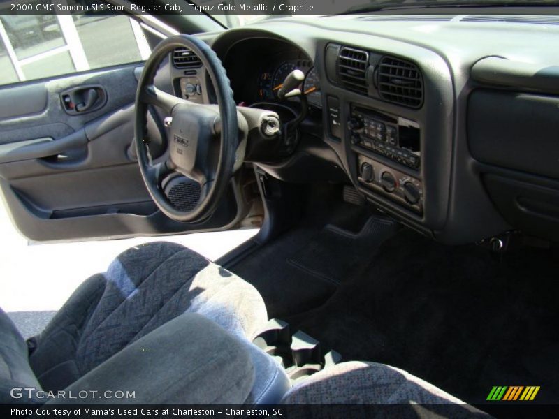 Topaz Gold Metallic / Graphite 2000 GMC Sonoma SLS Sport Regular Cab