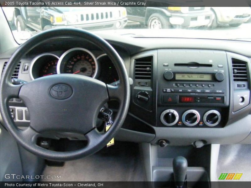 Silver Streak Mica / Graphite Gray 2005 Toyota Tacoma V6 Access Cab 4x4