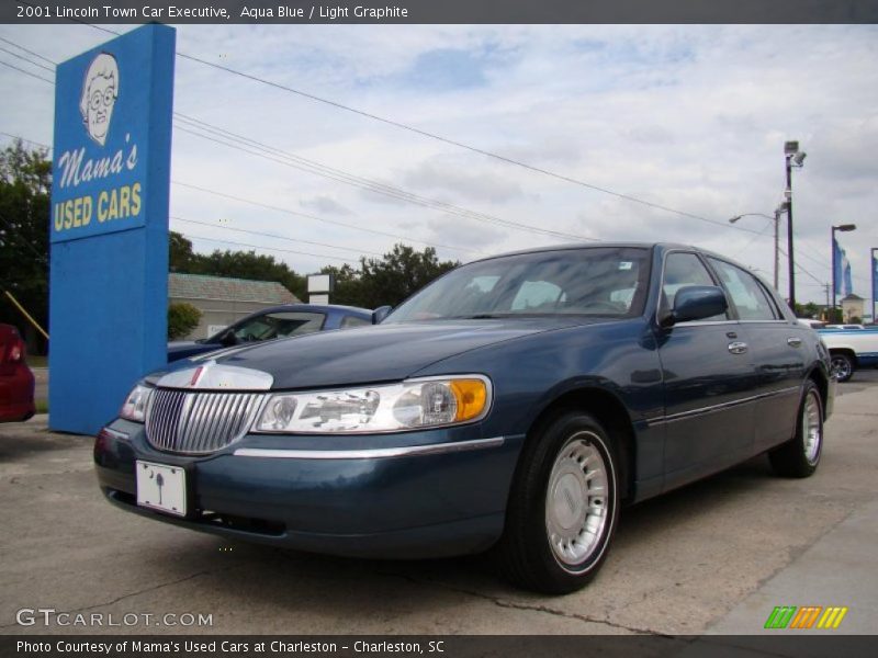 Aqua Blue / Light Graphite 2001 Lincoln Town Car Executive