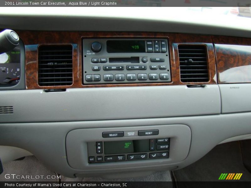 Aqua Blue / Light Graphite 2001 Lincoln Town Car Executive