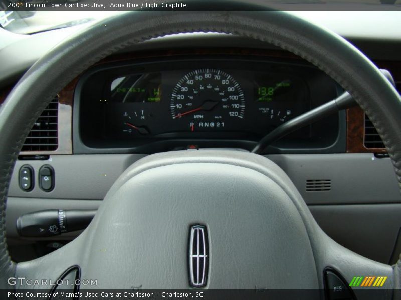 Aqua Blue / Light Graphite 2001 Lincoln Town Car Executive
