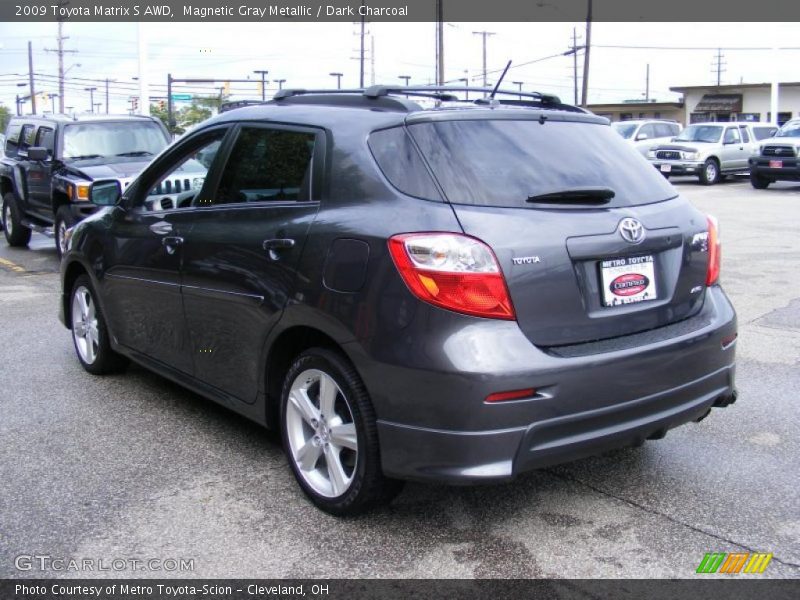 Magnetic Gray Metallic / Dark Charcoal 2009 Toyota Matrix S AWD