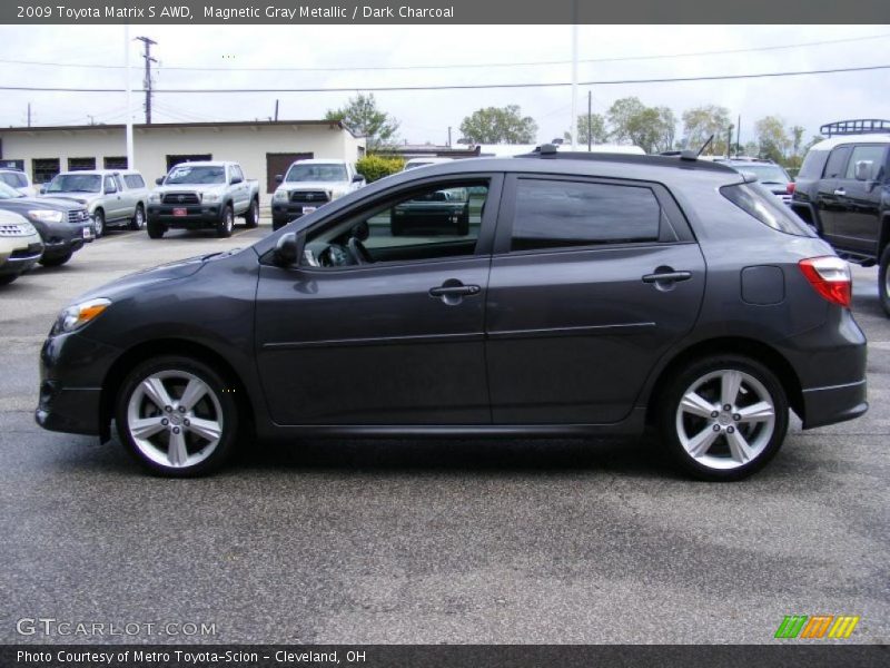 Magnetic Gray Metallic / Dark Charcoal 2009 Toyota Matrix S AWD