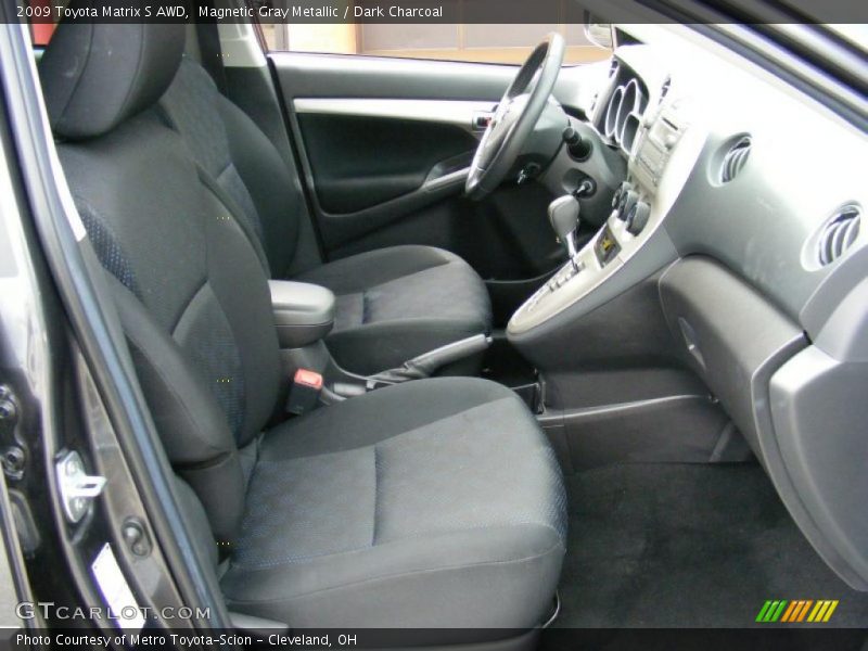Magnetic Gray Metallic / Dark Charcoal 2009 Toyota Matrix S AWD