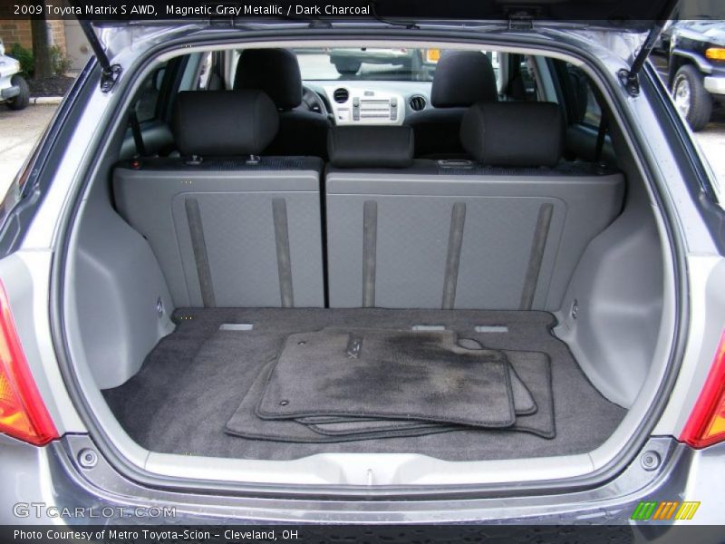 Magnetic Gray Metallic / Dark Charcoal 2009 Toyota Matrix S AWD