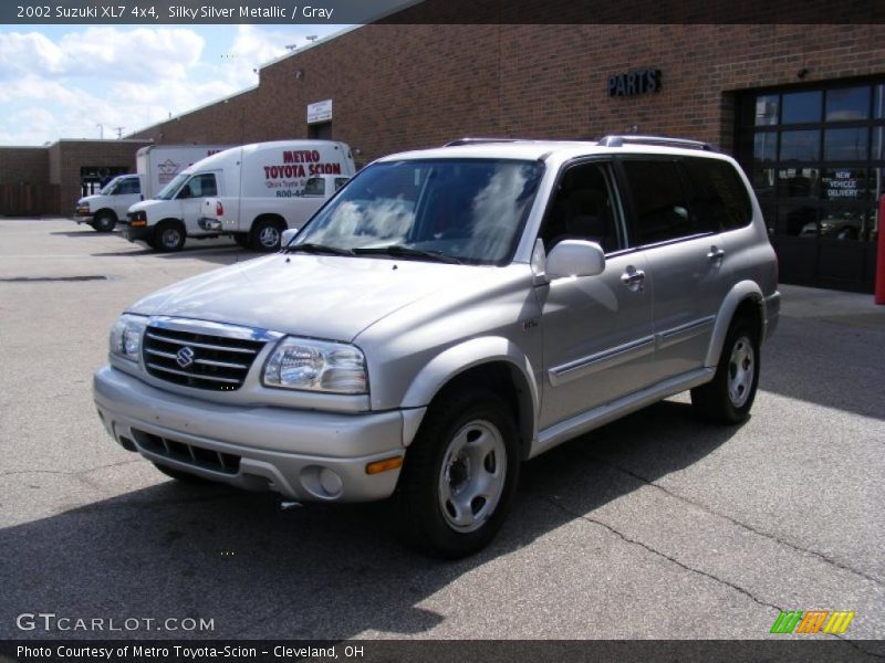 Silky Silver Metallic / Gray 2002 Suzuki XL7 4x4