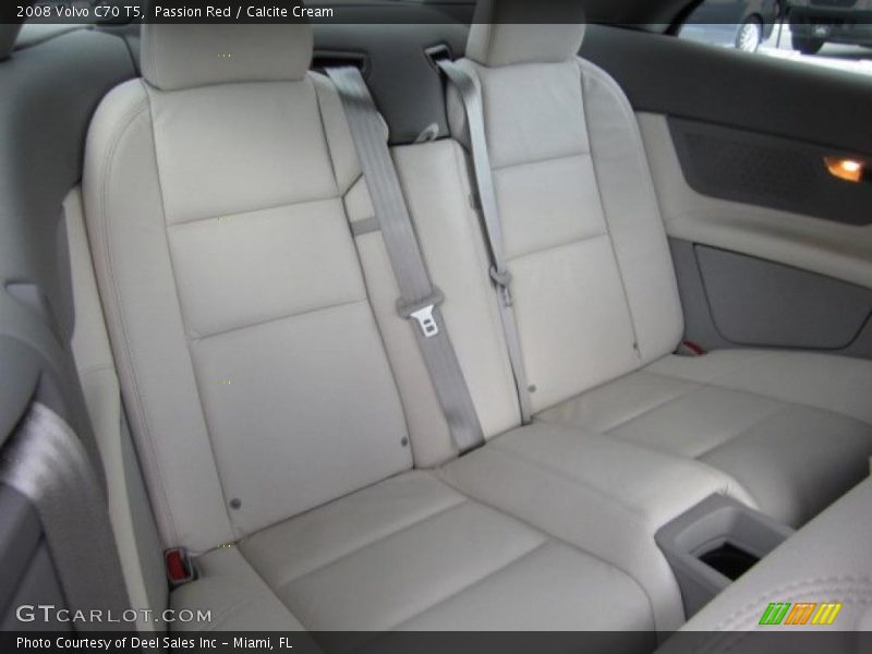 Passion Red / Calcite Cream 2008 Volvo C70 T5