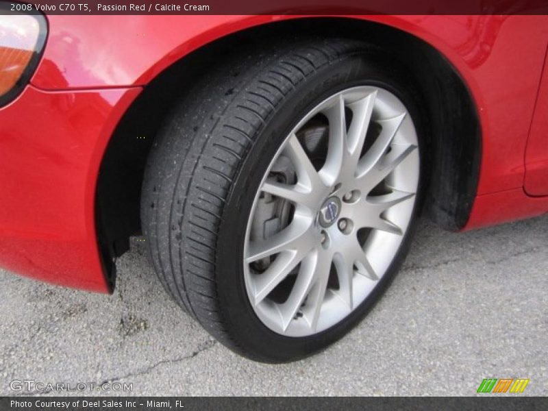 Passion Red / Calcite Cream 2008 Volvo C70 T5