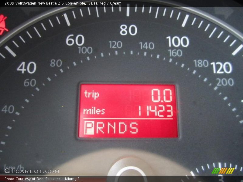 Salsa Red / Cream 2009 Volkswagen New Beetle 2.5 Convertible
