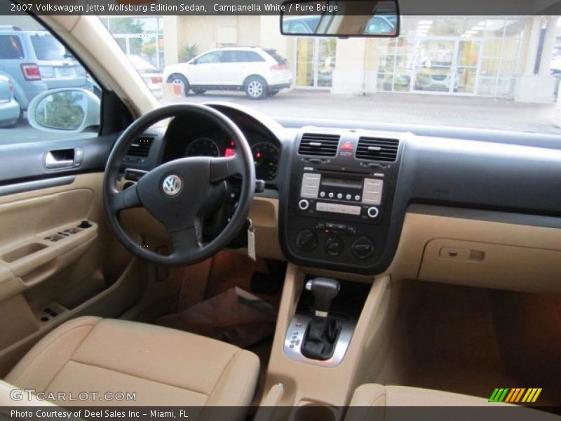 Campanella White / Pure Beige 2007 Volkswagen Jetta Wolfsburg Edition Sedan