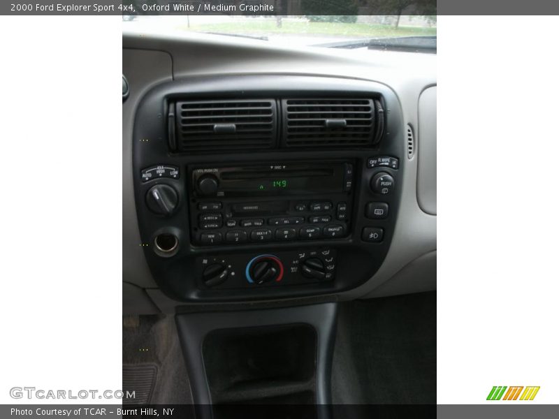 Oxford White / Medium Graphite 2000 Ford Explorer Sport 4x4