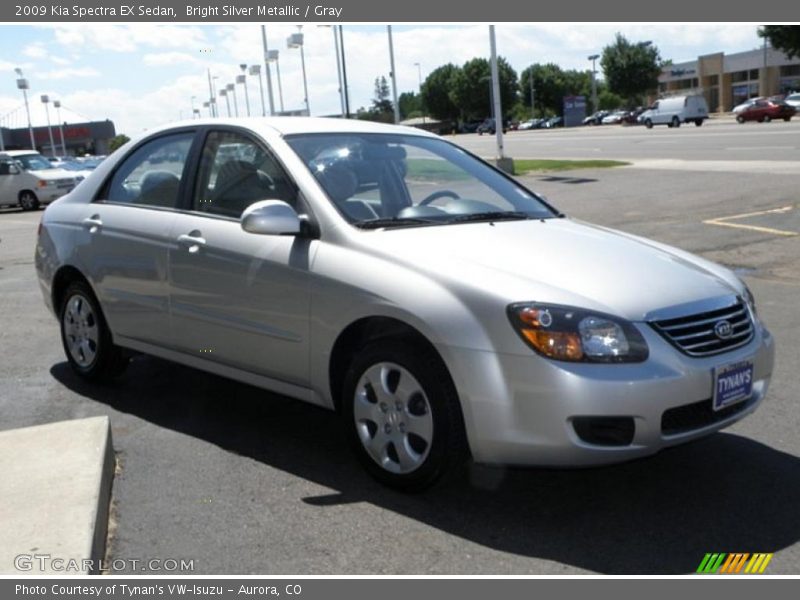 Bright Silver Metallic / Gray 2009 Kia Spectra EX Sedan