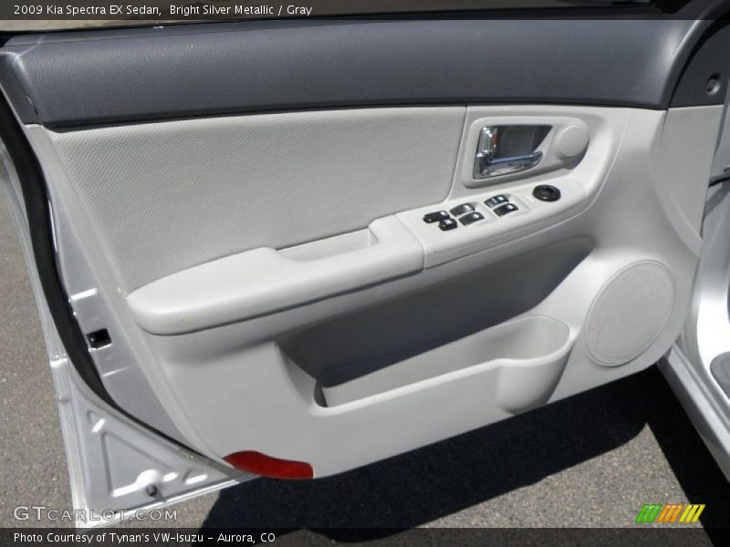 Bright Silver Metallic / Gray 2009 Kia Spectra EX Sedan