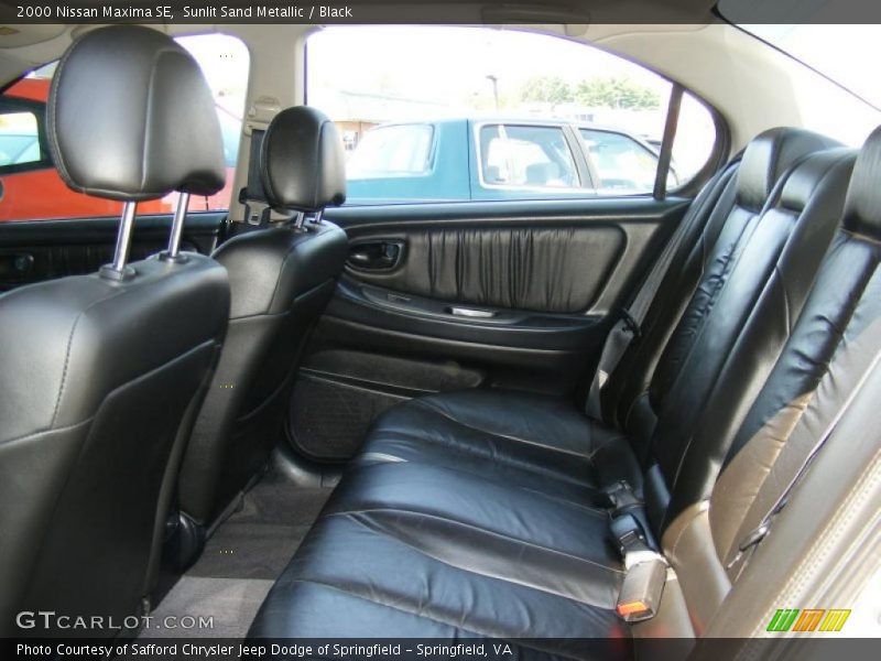 Sunlit Sand Metallic / Black 2000 Nissan Maxima SE