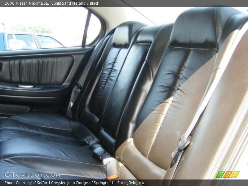 Sunlit Sand Metallic / Black 2000 Nissan Maxima SE