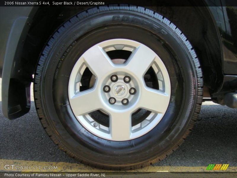 Super Black / Desert/Graphite 2006 Nissan Xterra S 4x4