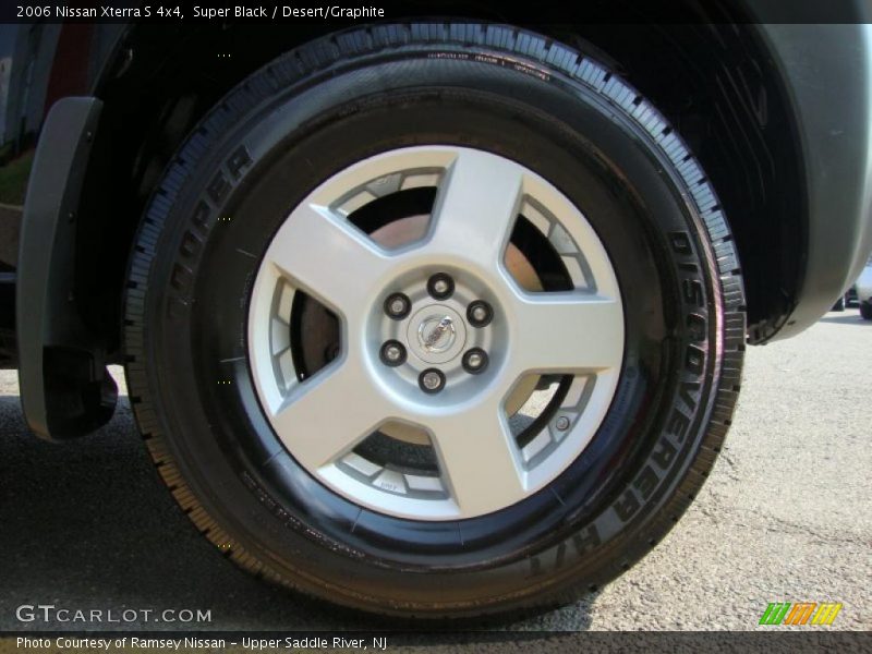 Super Black / Desert/Graphite 2006 Nissan Xterra S 4x4