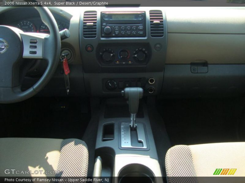Super Black / Desert/Graphite 2006 Nissan Xterra S 4x4