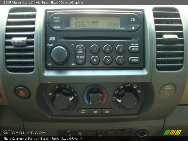 Super Black / Desert/Graphite 2006 Nissan Xterra S 4x4