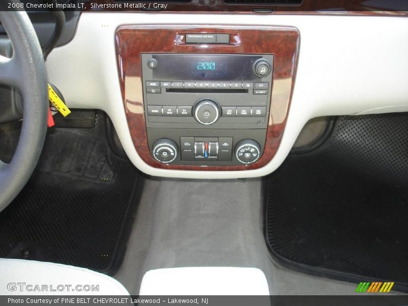Silverstone Metallic / Gray 2008 Chevrolet Impala LT