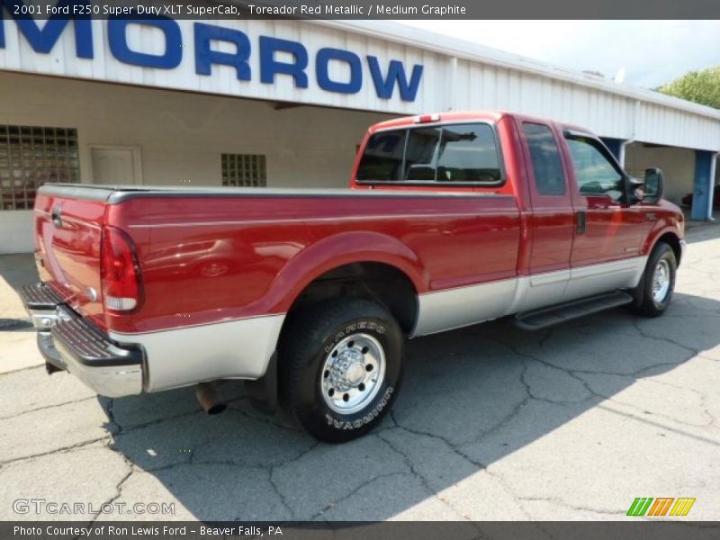 Toreador Red Metallic / Medium Graphite 2001 Ford F250 Super Duty XLT SuperCab