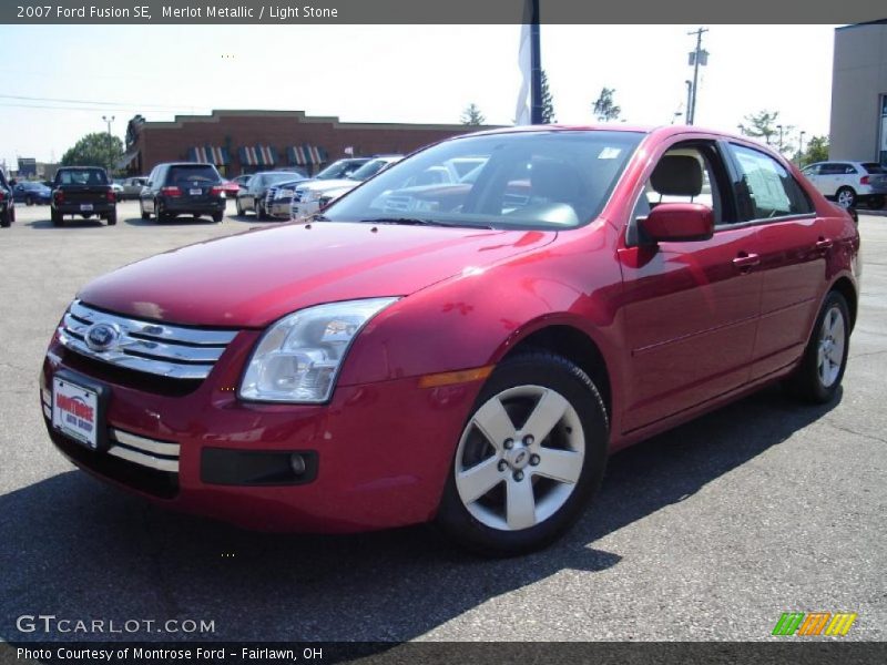 Merlot Metallic / Light Stone 2007 Ford Fusion SE