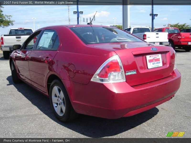 Merlot Metallic / Light Stone 2007 Ford Fusion SE