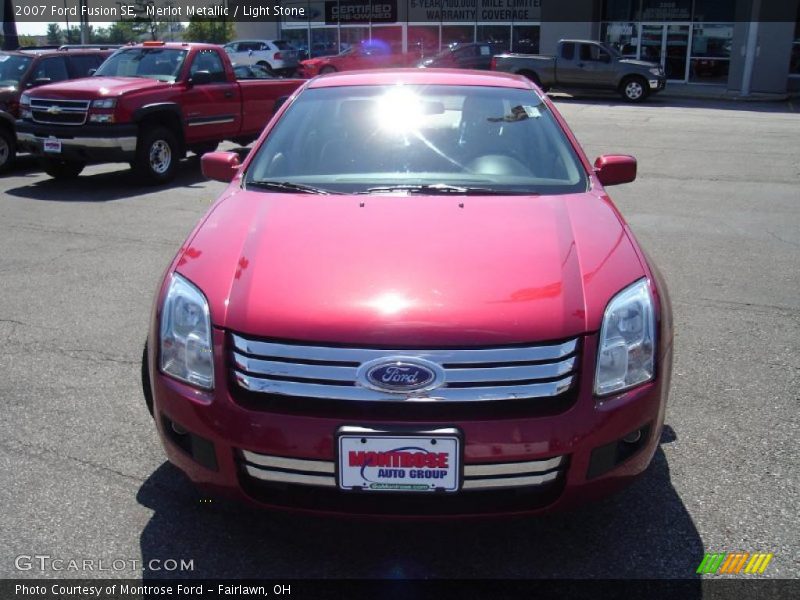 Merlot Metallic / Light Stone 2007 Ford Fusion SE