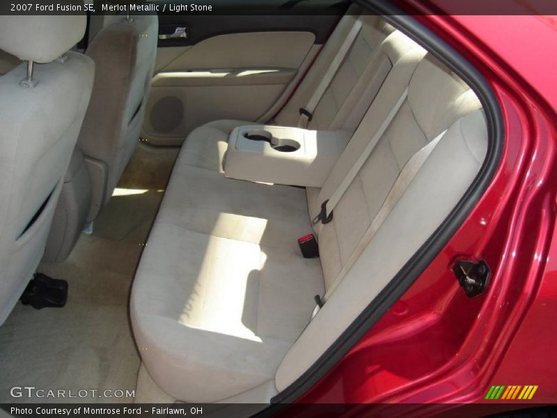 Merlot Metallic / Light Stone 2007 Ford Fusion SE
